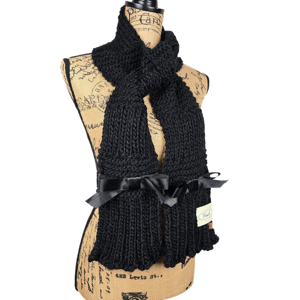 Fossil Lacey Lurex Black‎ Chunky Knit Scarf with Satin Bows Metallic CW4003001